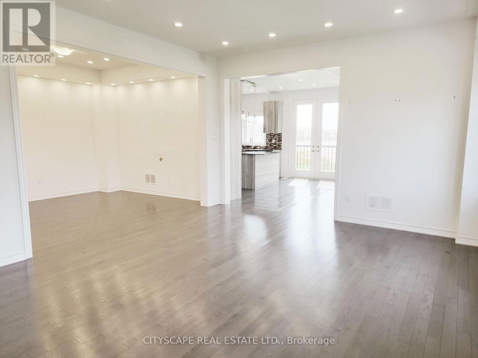 118 SEELEY AVENUE Image 23