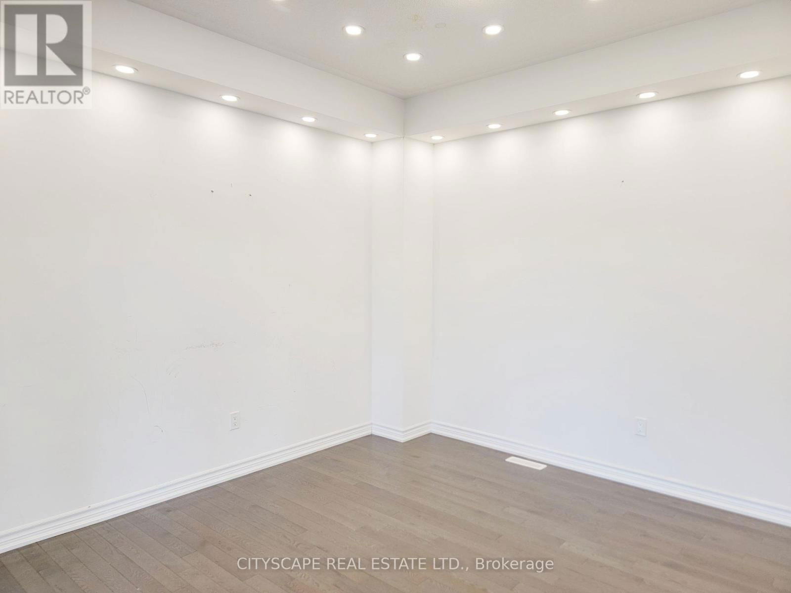118 SEELEY AVENUE Image 26