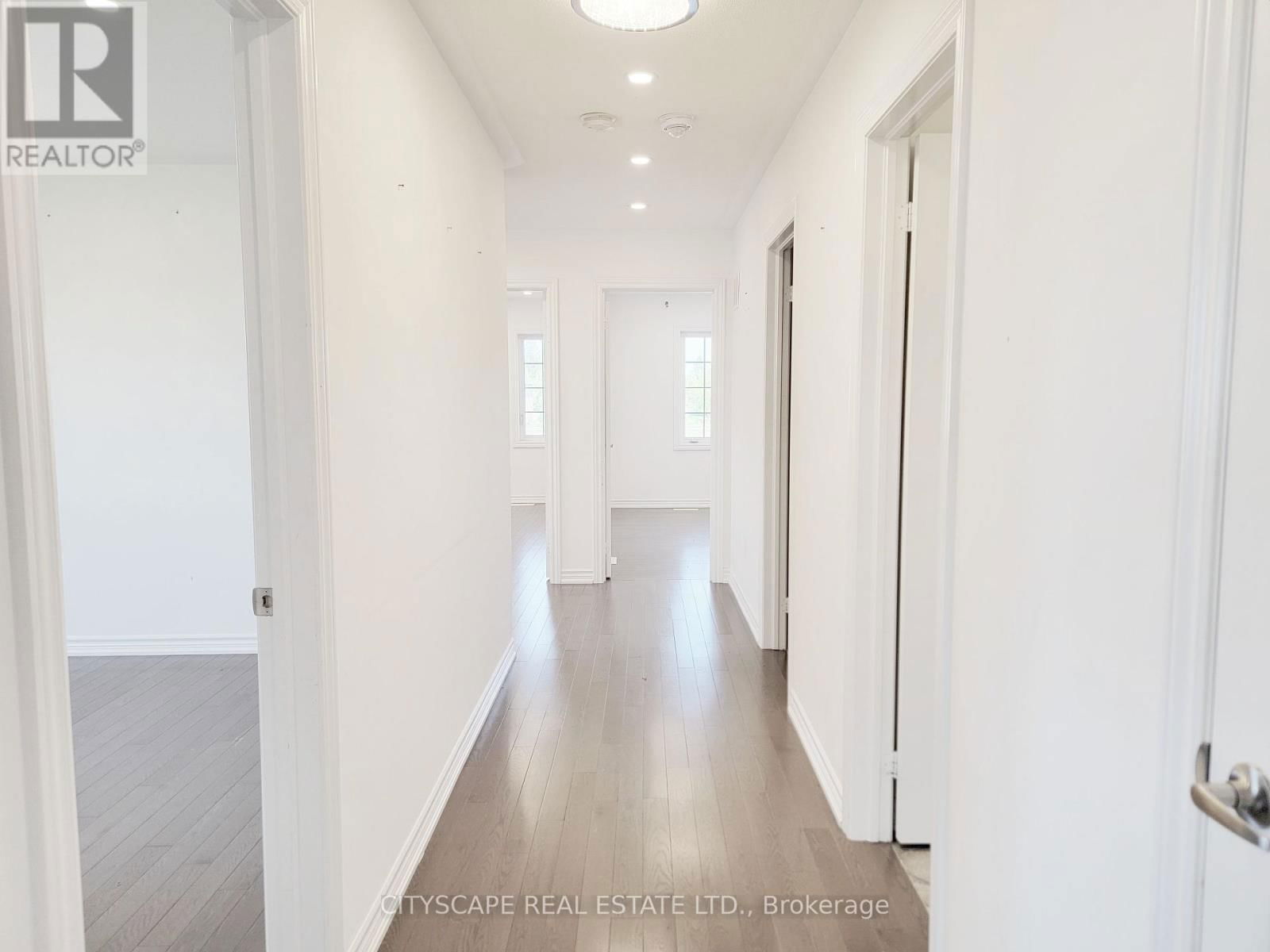 118 SEELEY AVENUE Image 30