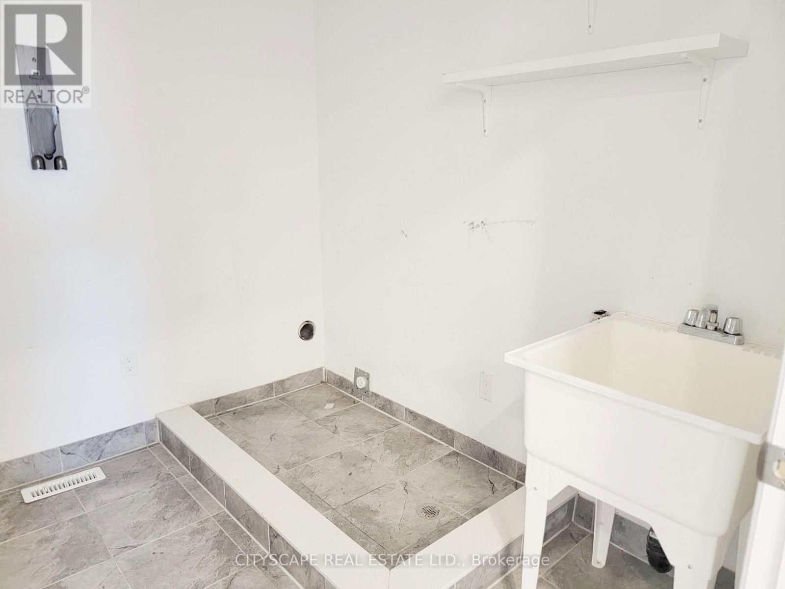 118 SEELEY AVENUE Image 41
