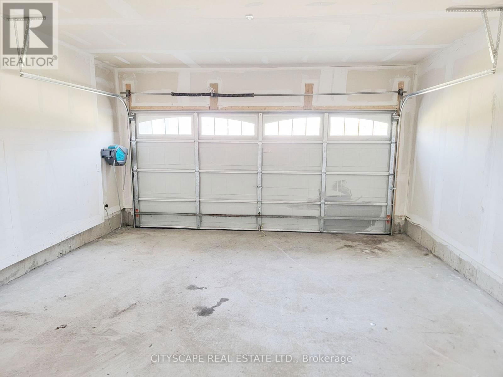118 SEELEY AVENUE Image 42
