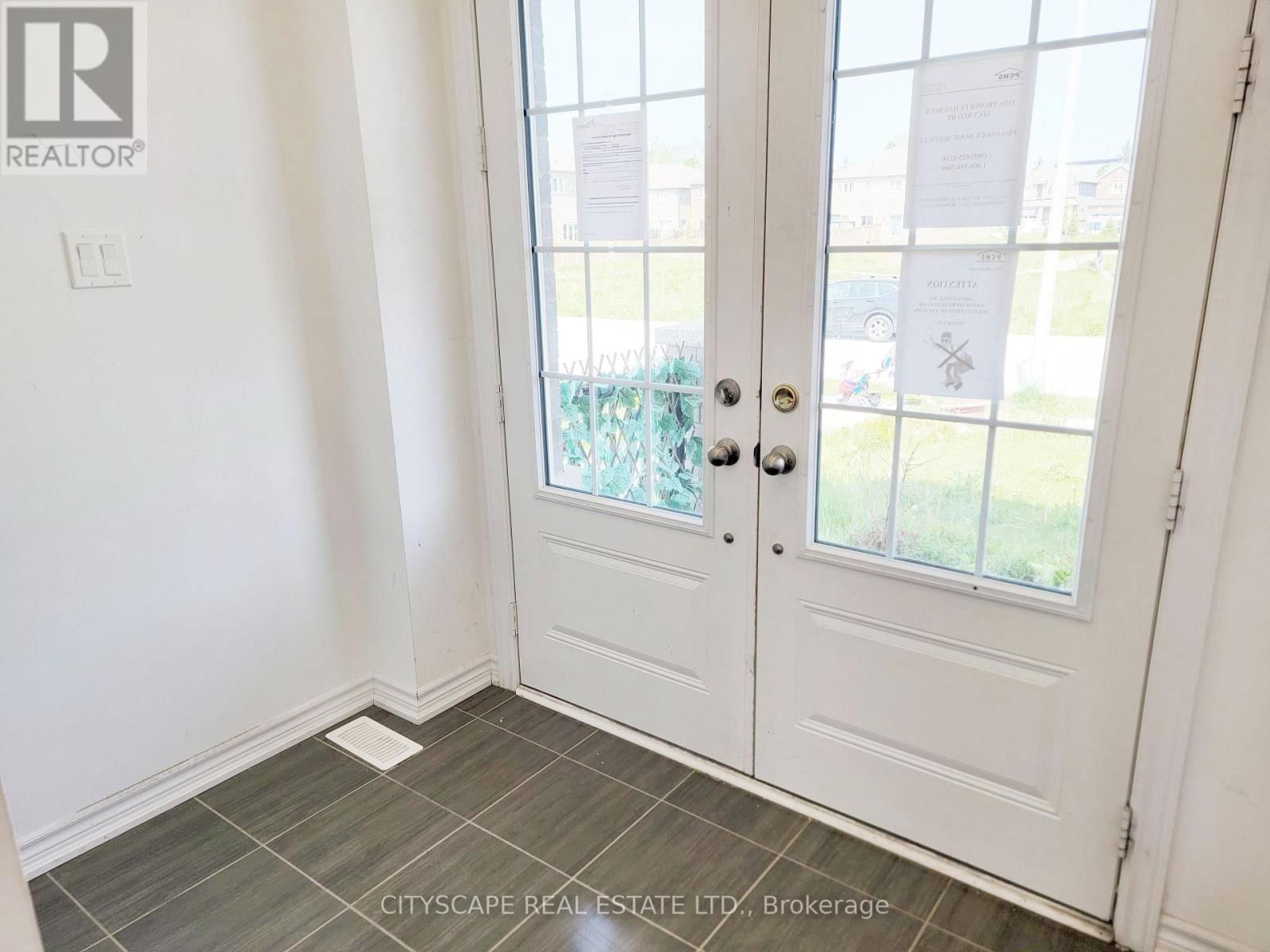 118 SEELEY AVENUE Image 5