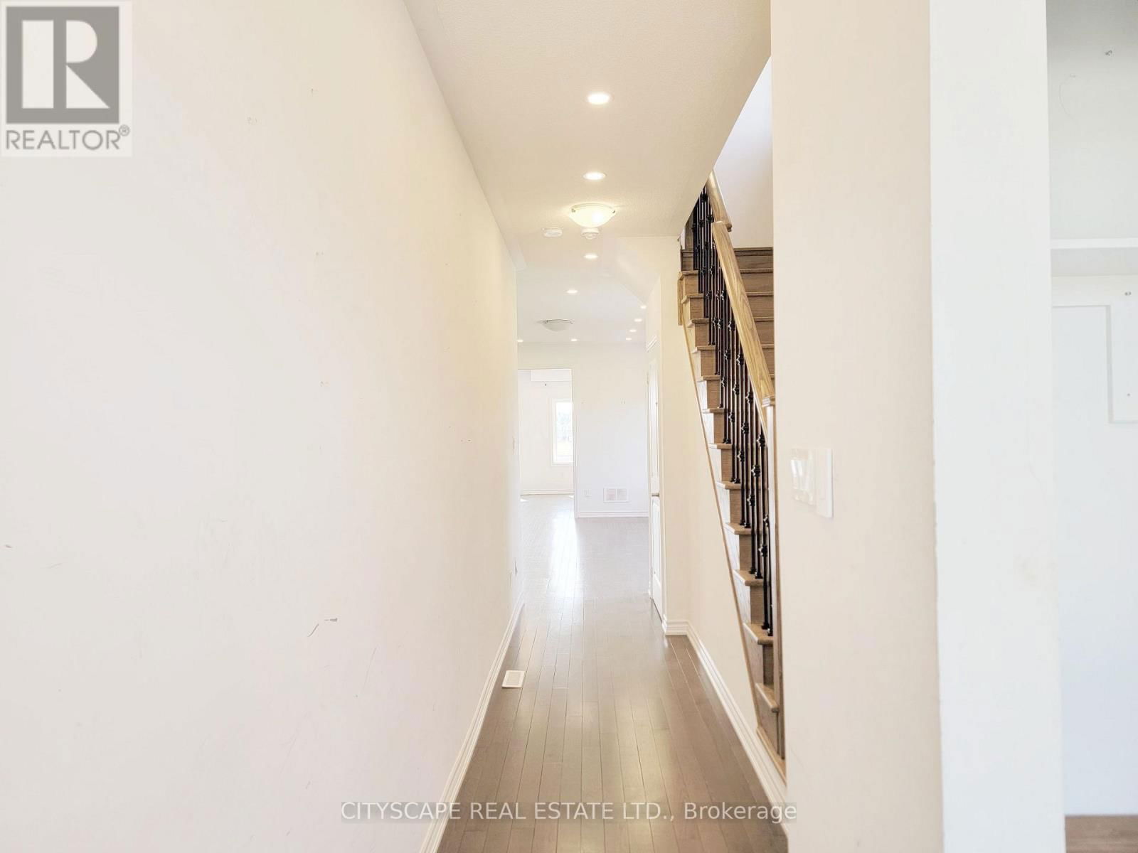 118 SEELEY AVENUE Image 7