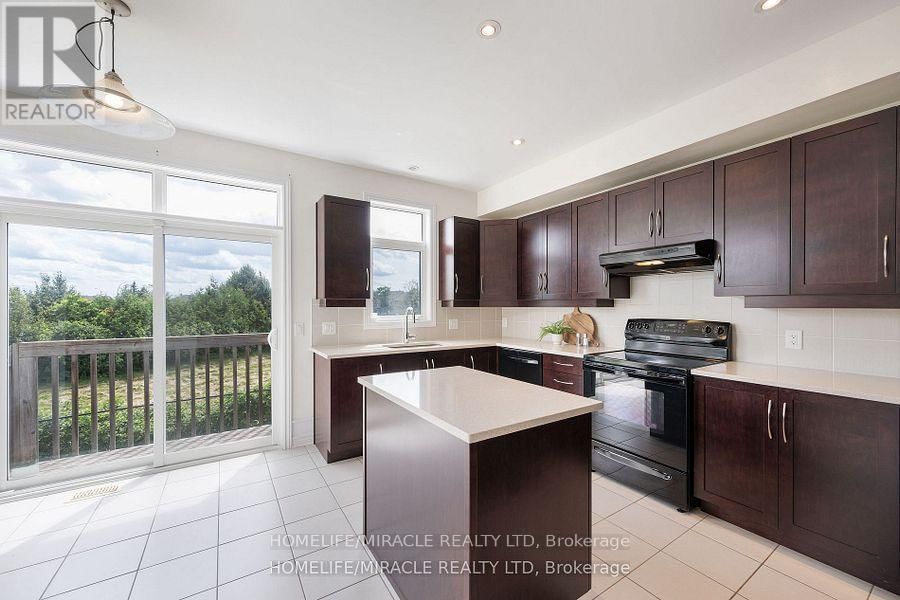632 BRIDLEGLEN CRESCENT Image 18