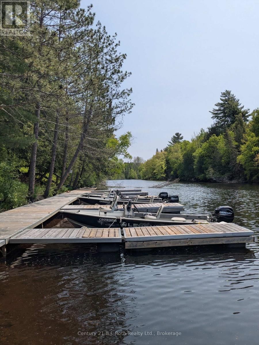 836 LAKE NIPISSING ROAD Image 1