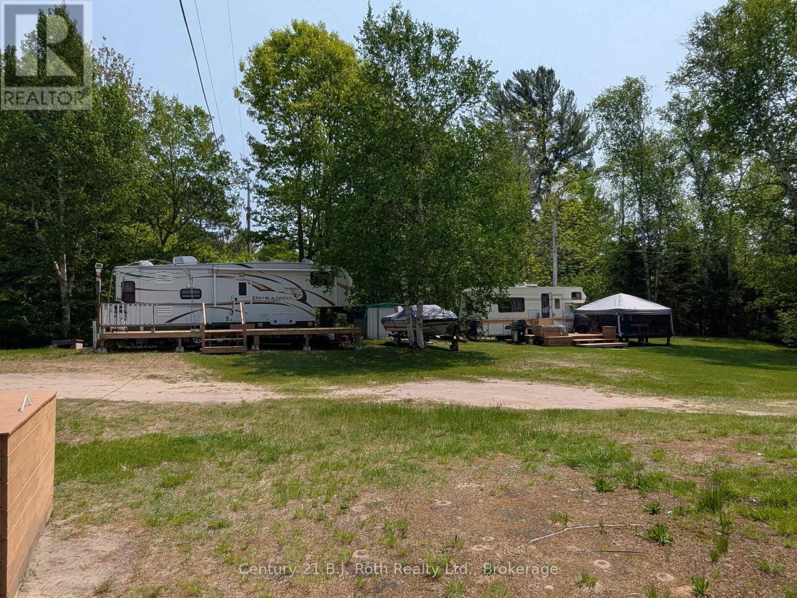 836 LAKE NIPISSING ROAD Image 17