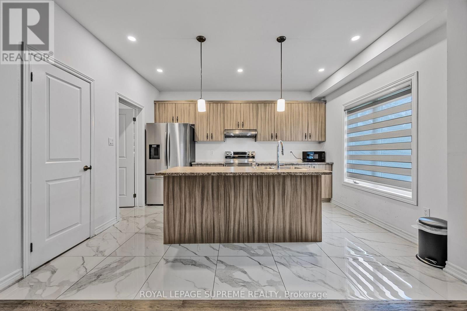 101 SEBASTIAN STREET Image 16