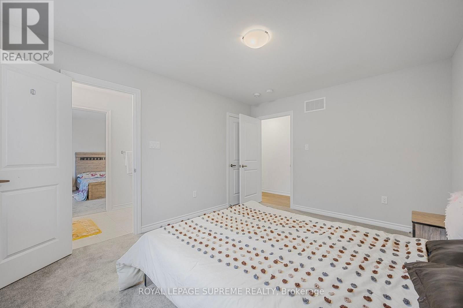 101 SEBASTIAN STREET Image 26