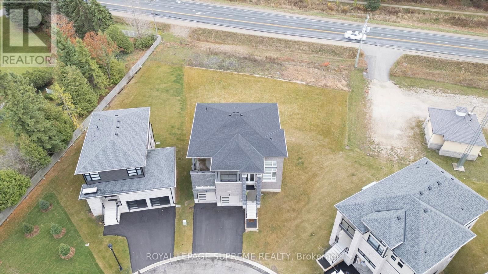 101 SEBASTIAN STREET Image 7
