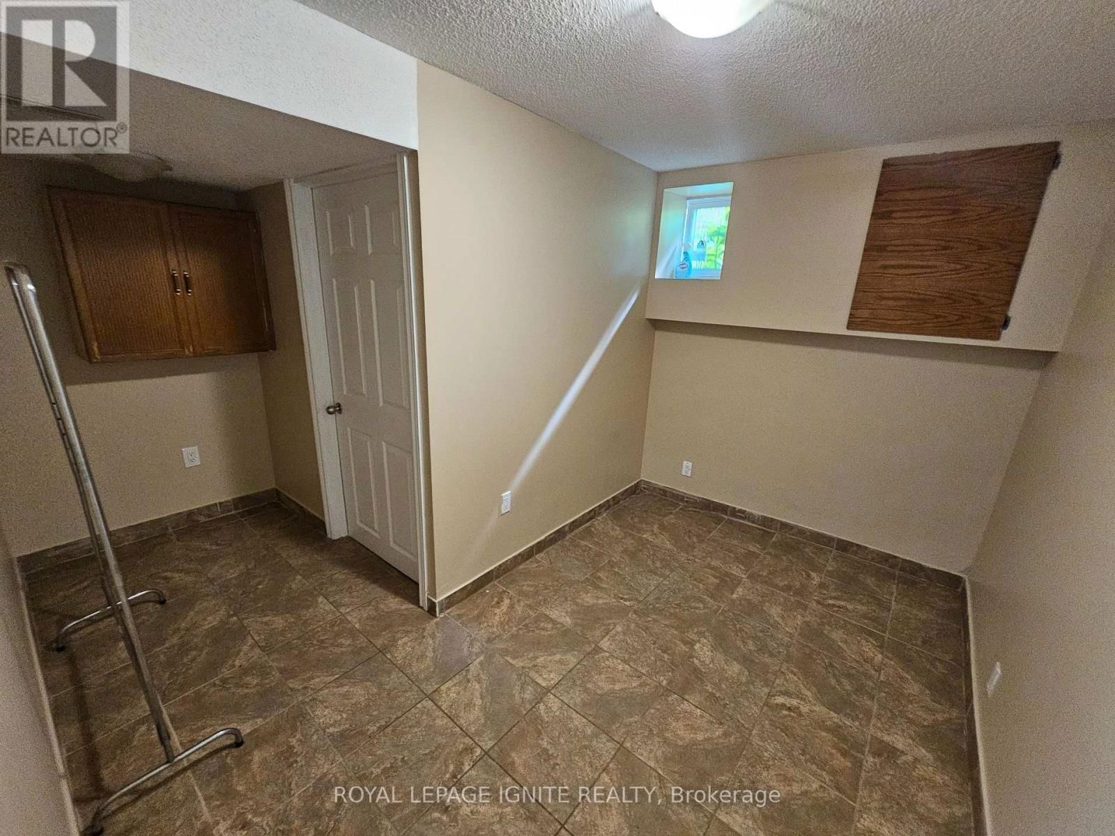 253 WOODLAND DRIVE NORTH Image 18