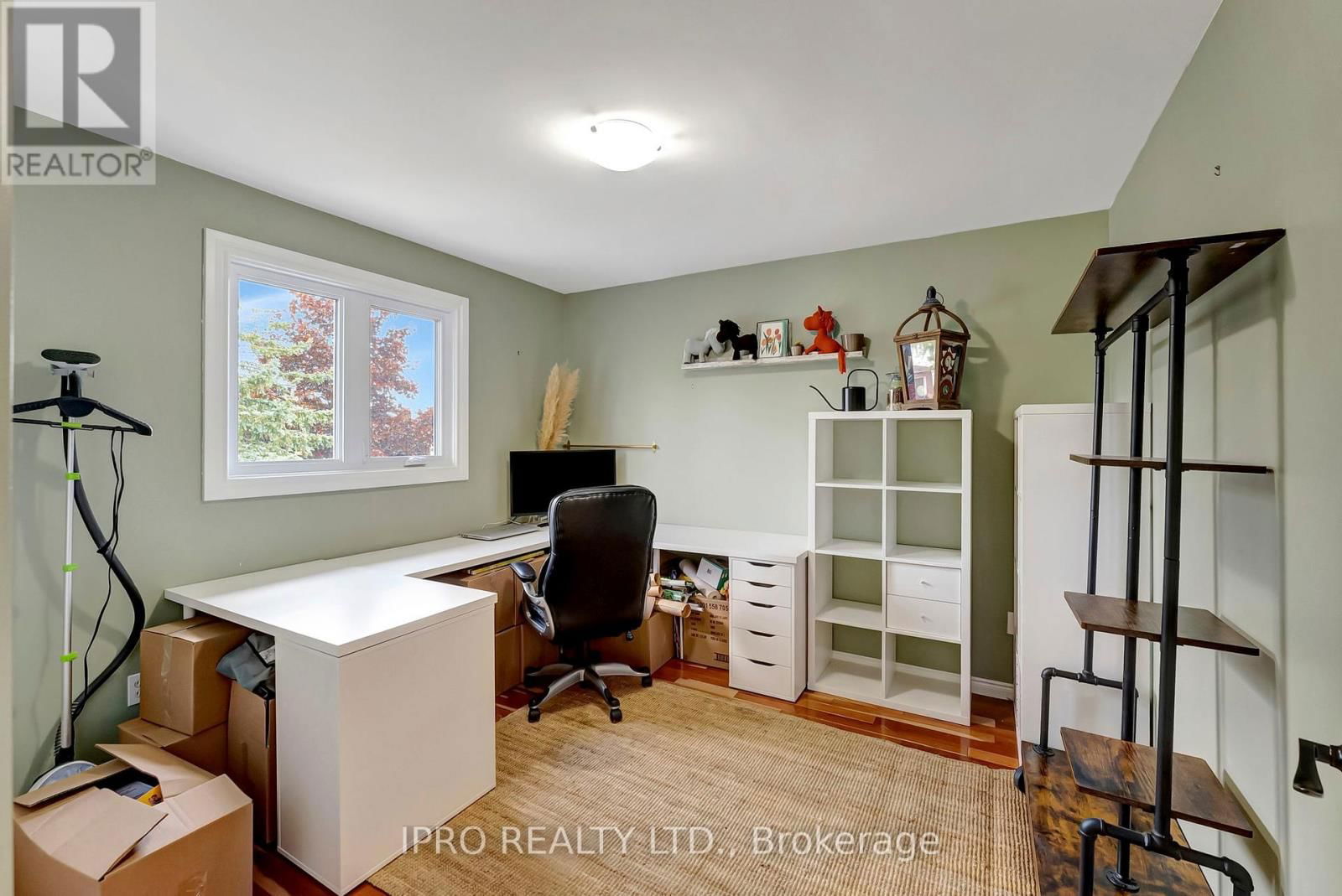 28 CELTIC DRIVE Image 27