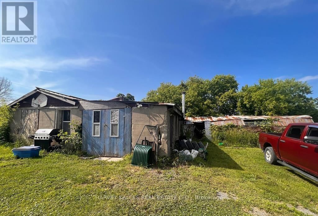 308 QUAKER ROAD Image 6