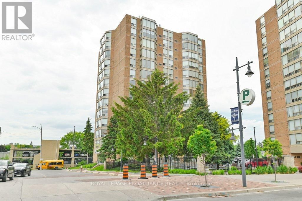 906 - 344 FRONT STREET Image 4