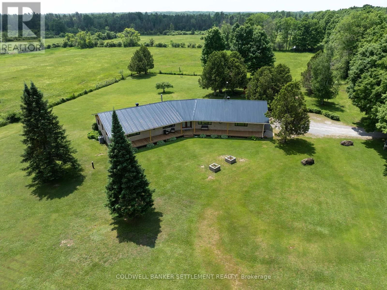 111 FERRIER ROAD EAST Image 1