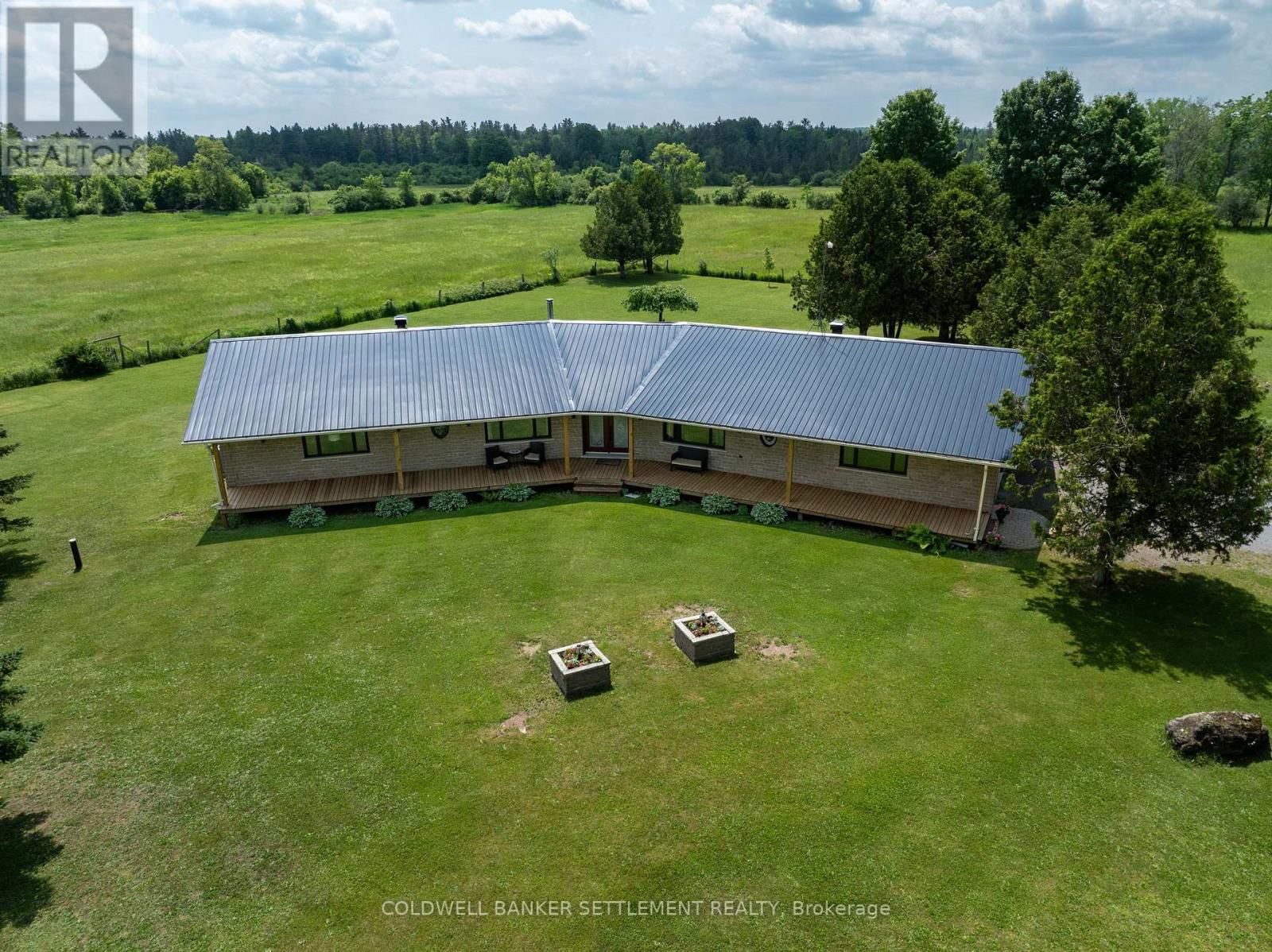 111 FERRIER ROAD EAST Image 3