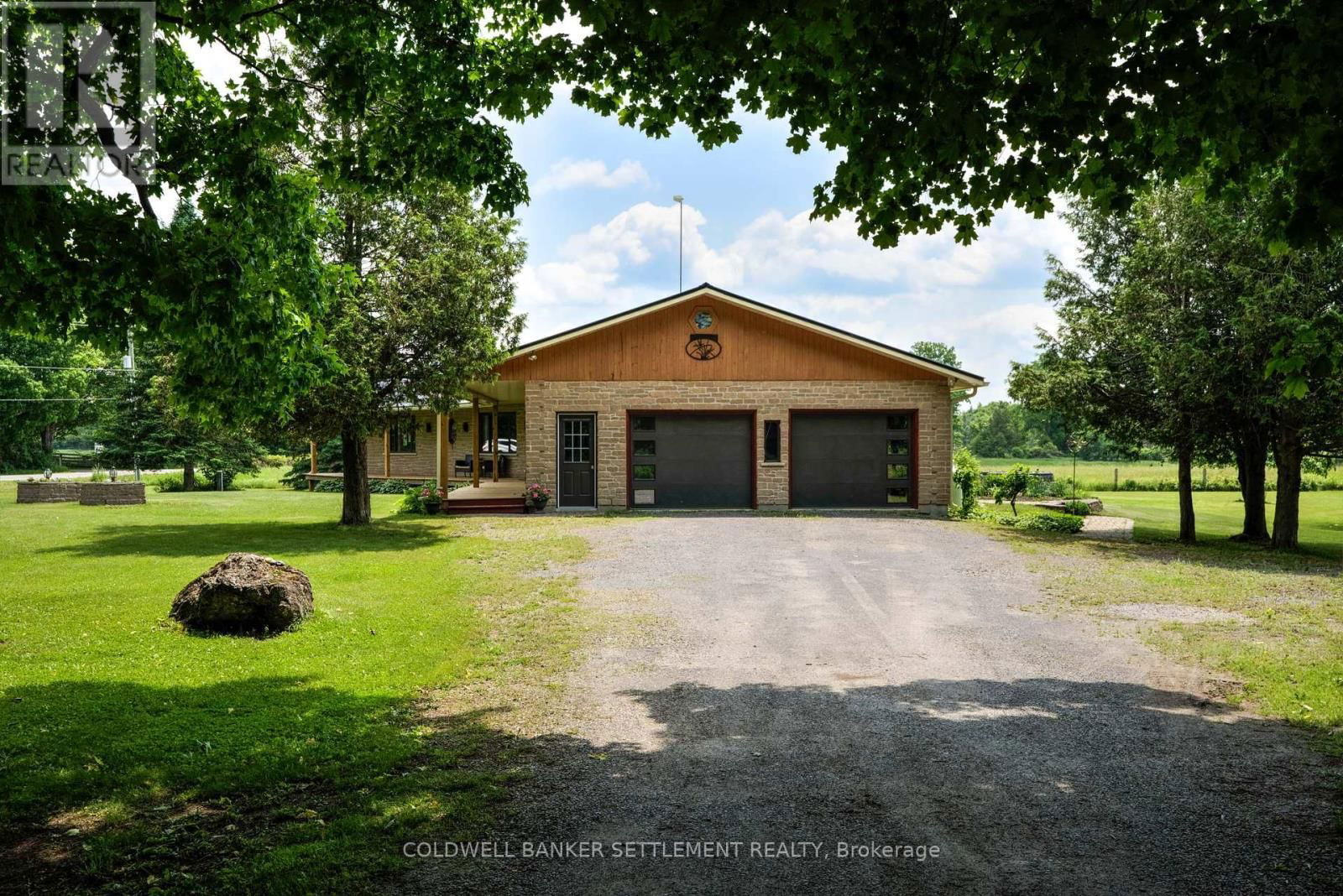 111 FERRIER ROAD EAST Image 30