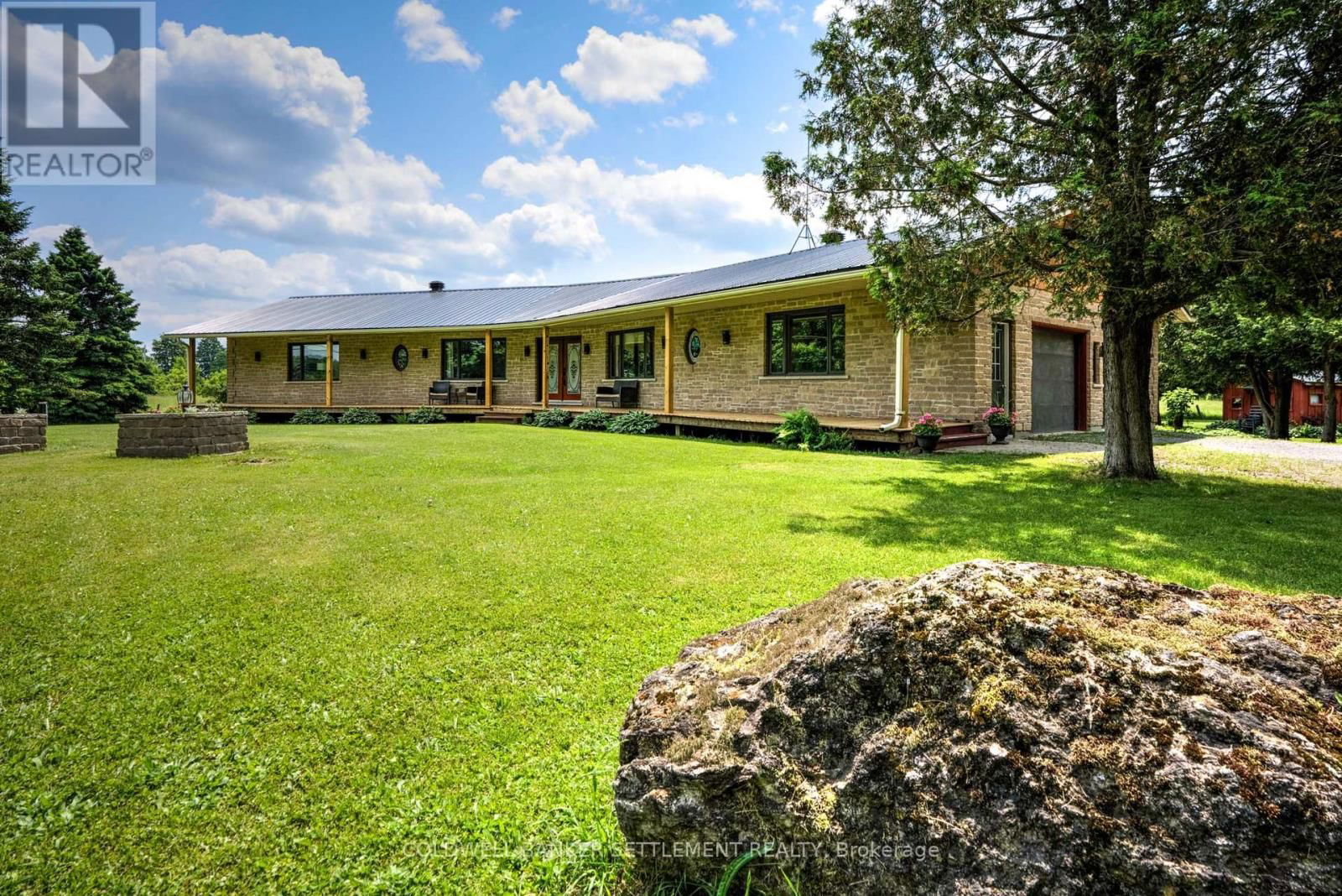 111 FERRIER ROAD EAST Image 34