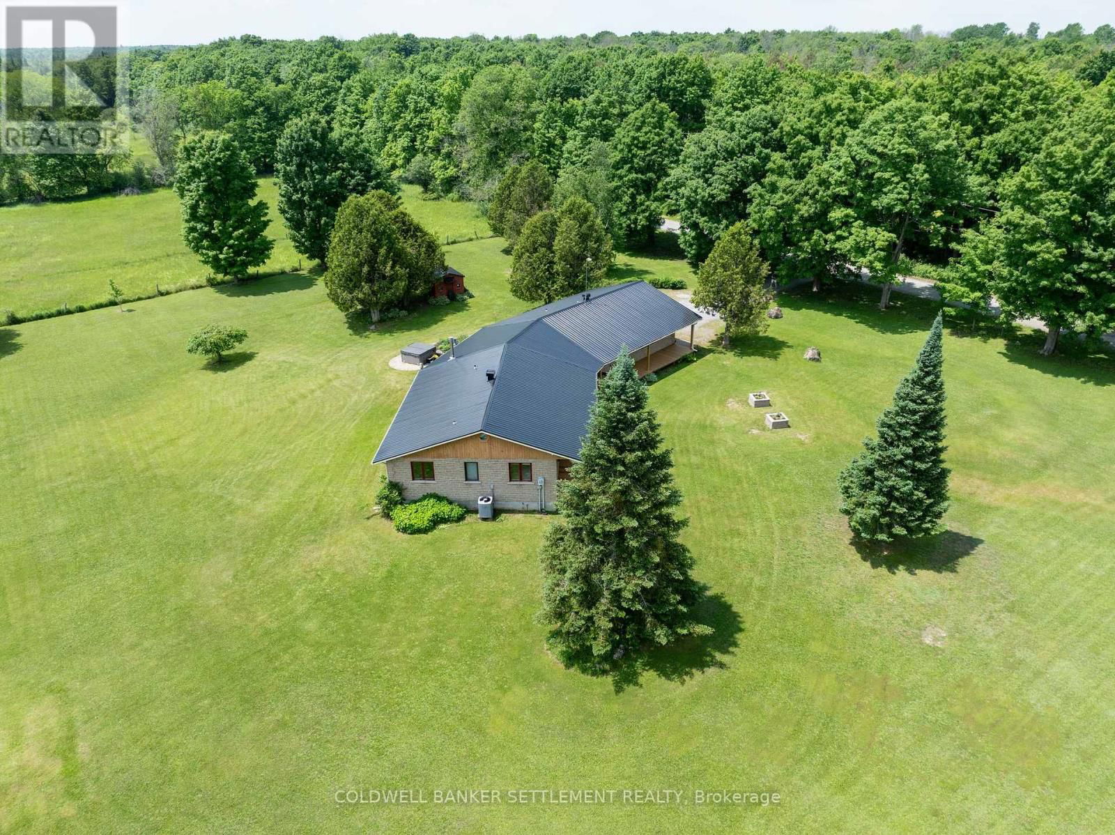 111 FERRIER ROAD EAST Image 4