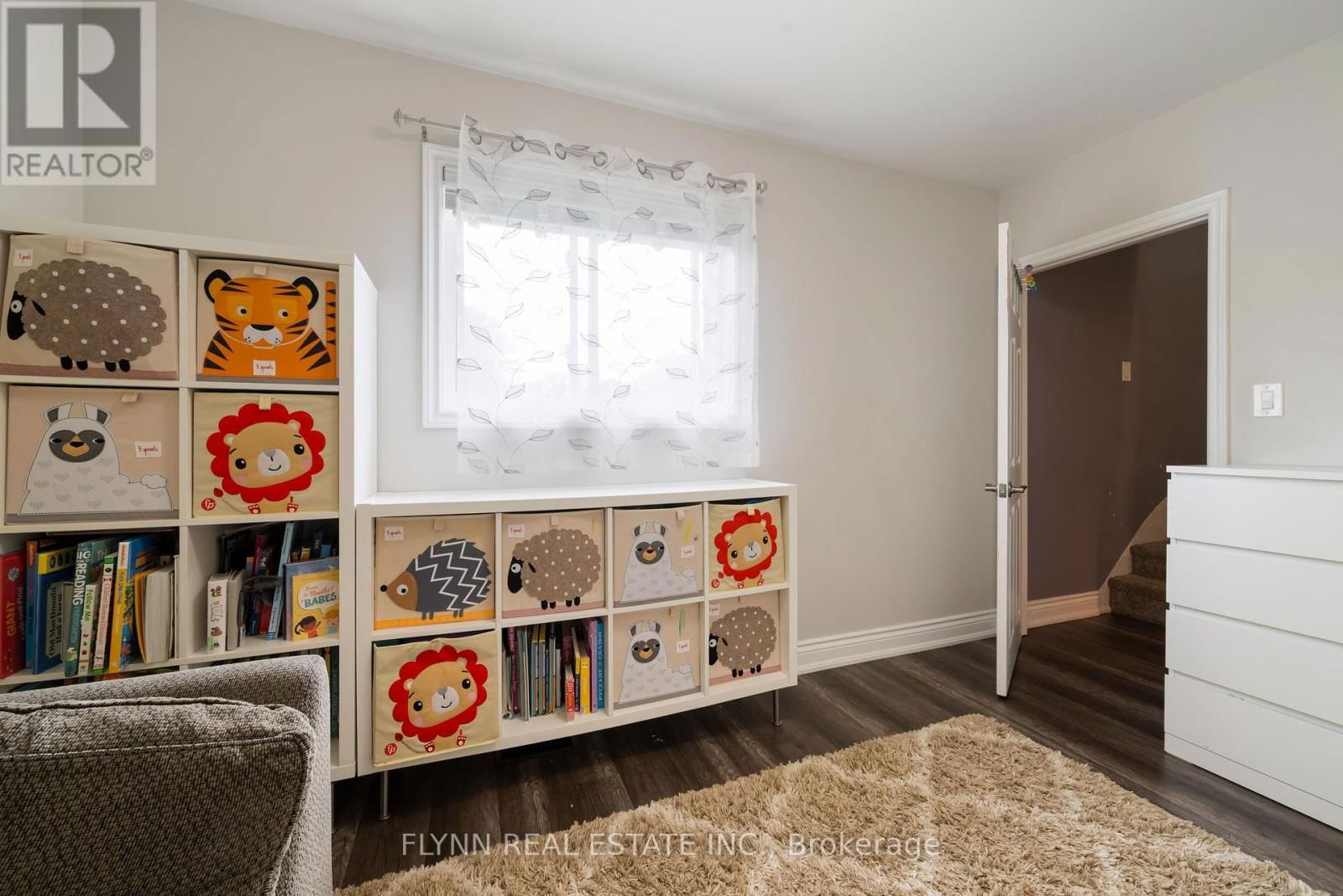 116 ELMVIEW STREET WEST Image 12