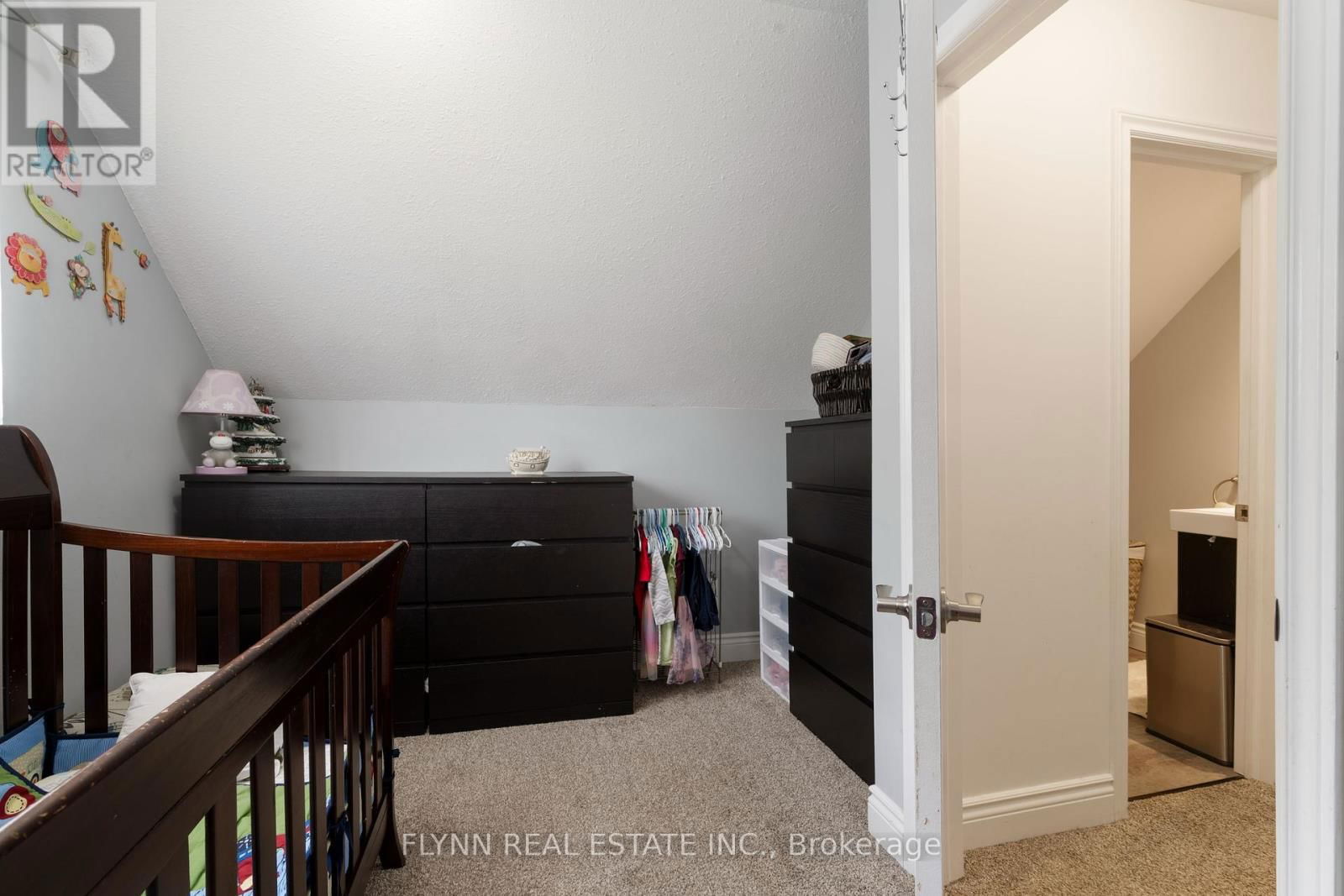 116 ELMVIEW STREET WEST Image 18