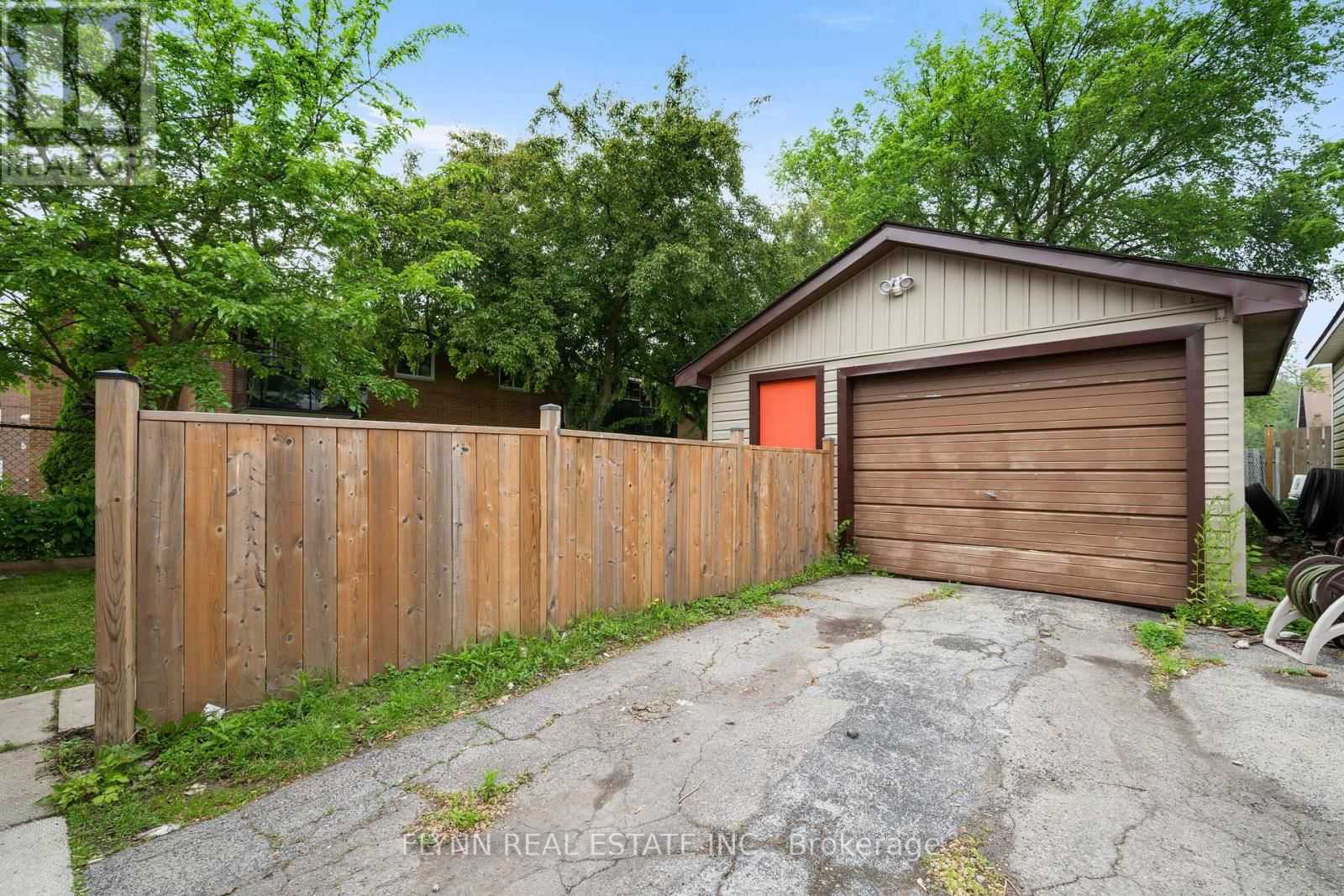 116 ELMVIEW STREET WEST Image 28