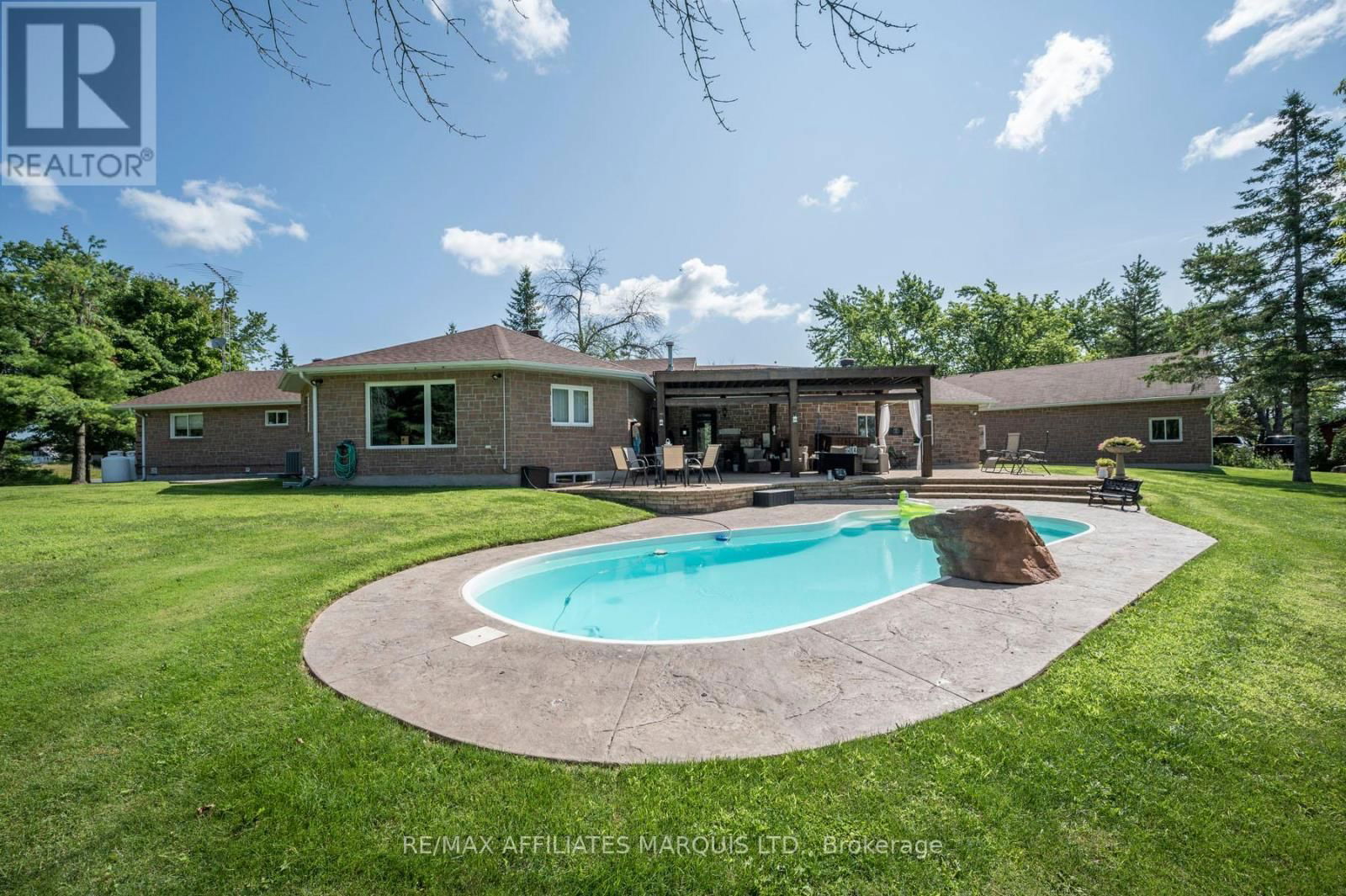 18148 HEADLINE ROAD Image 10