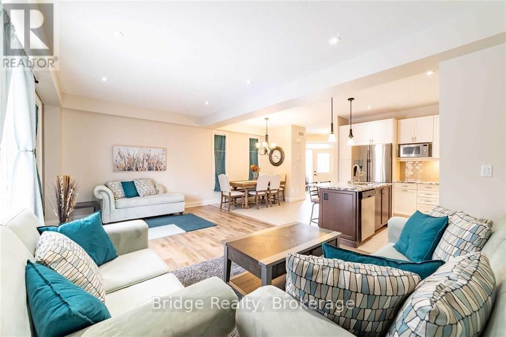 132 WEDGEWOOD DRIVE Image 11