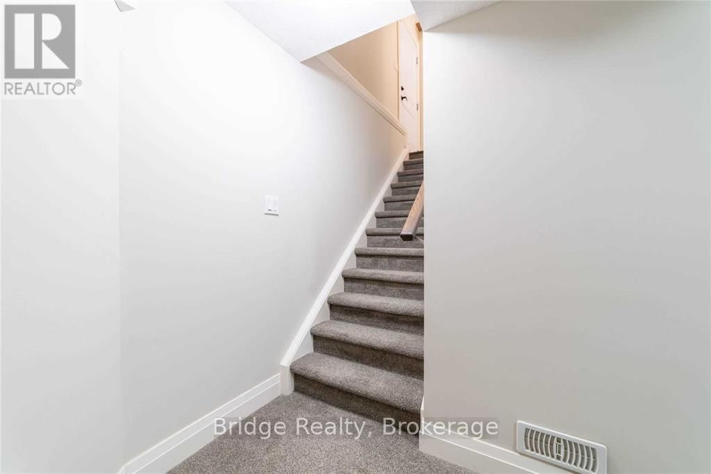 132 WEDGEWOOD DRIVE Image 26