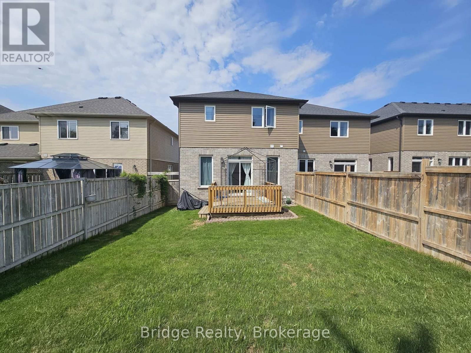 132 WEDGEWOOD DRIVE Image 31