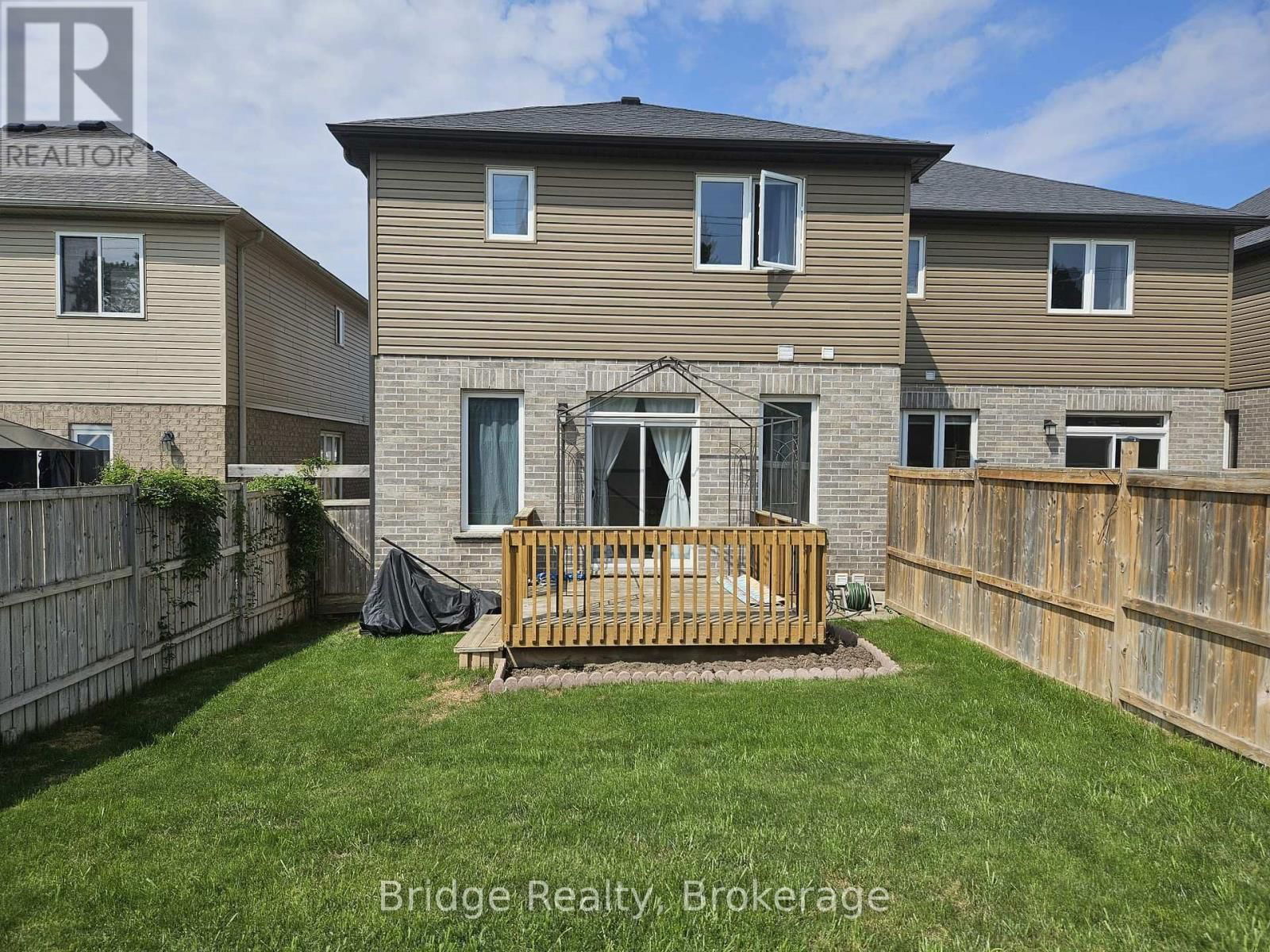 132 WEDGEWOOD DRIVE Image 33