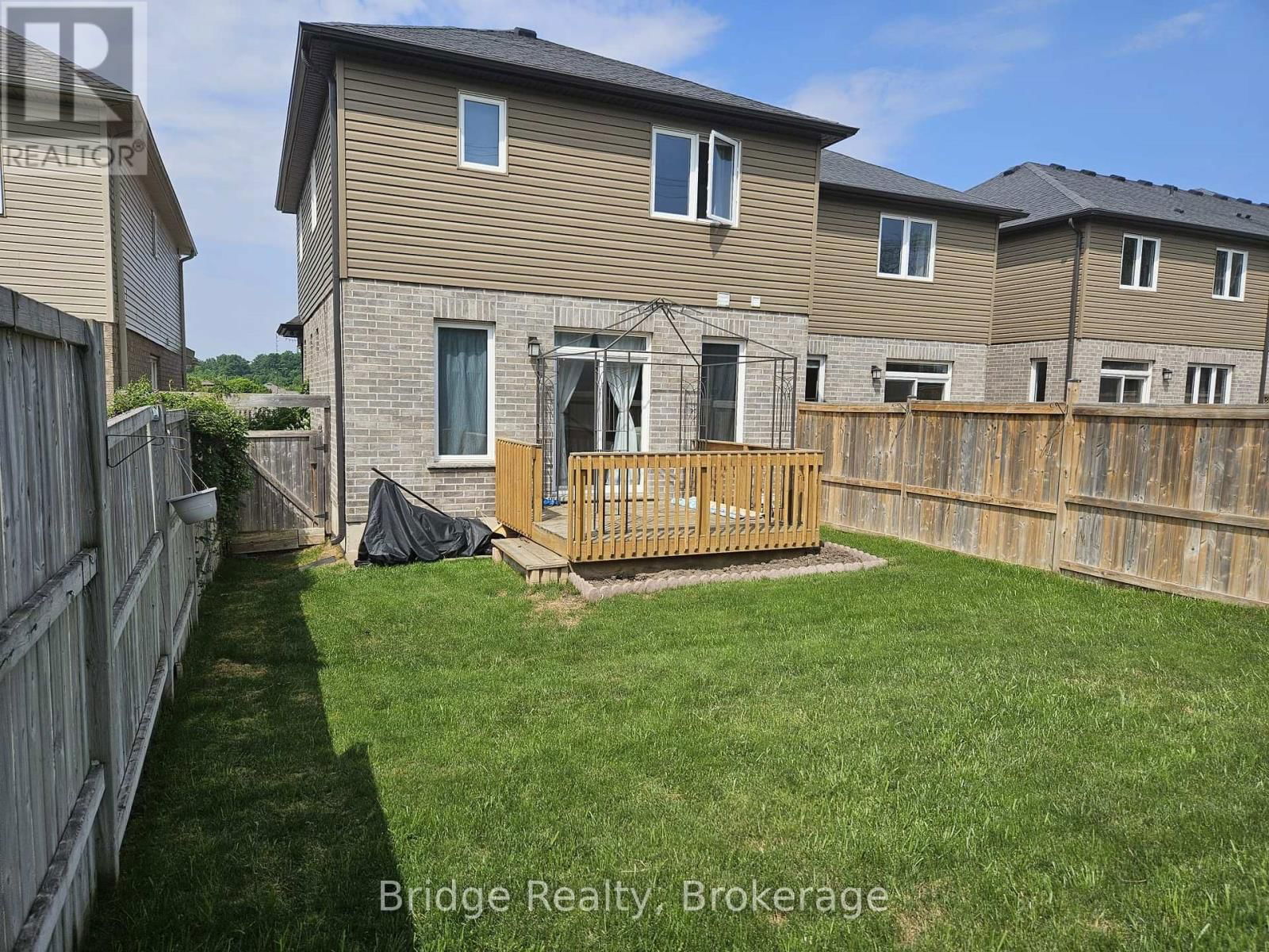 132 WEDGEWOOD DRIVE Image 35