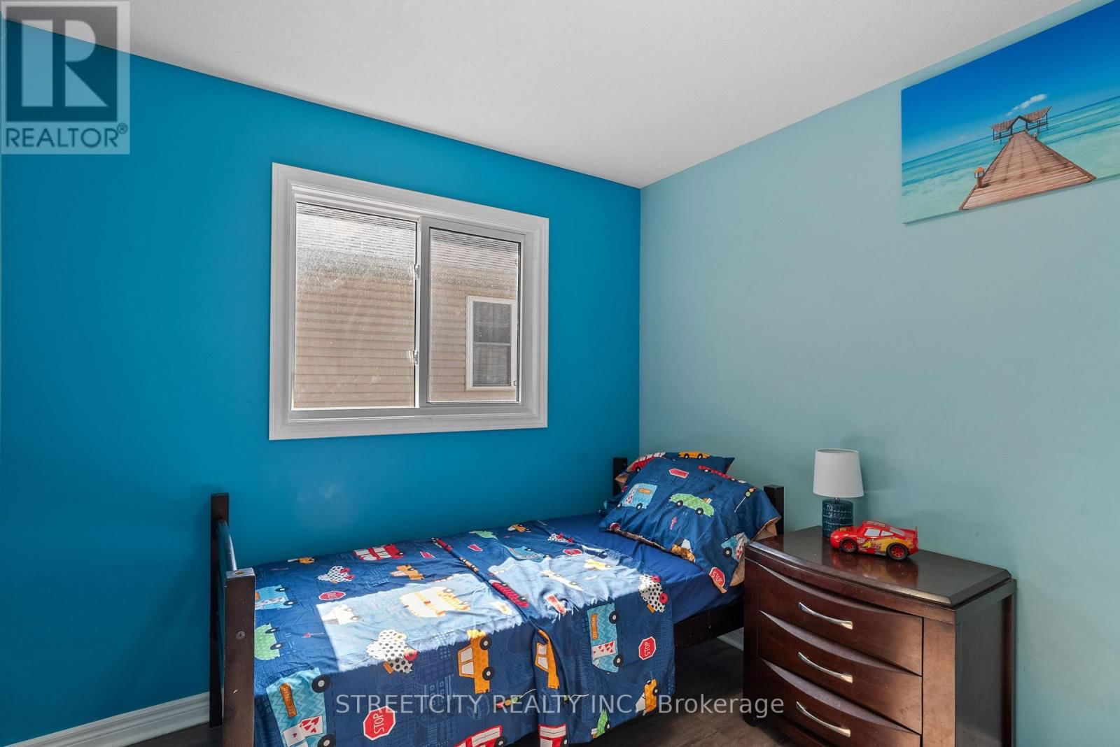 131 BRIDLE PATH Image 23