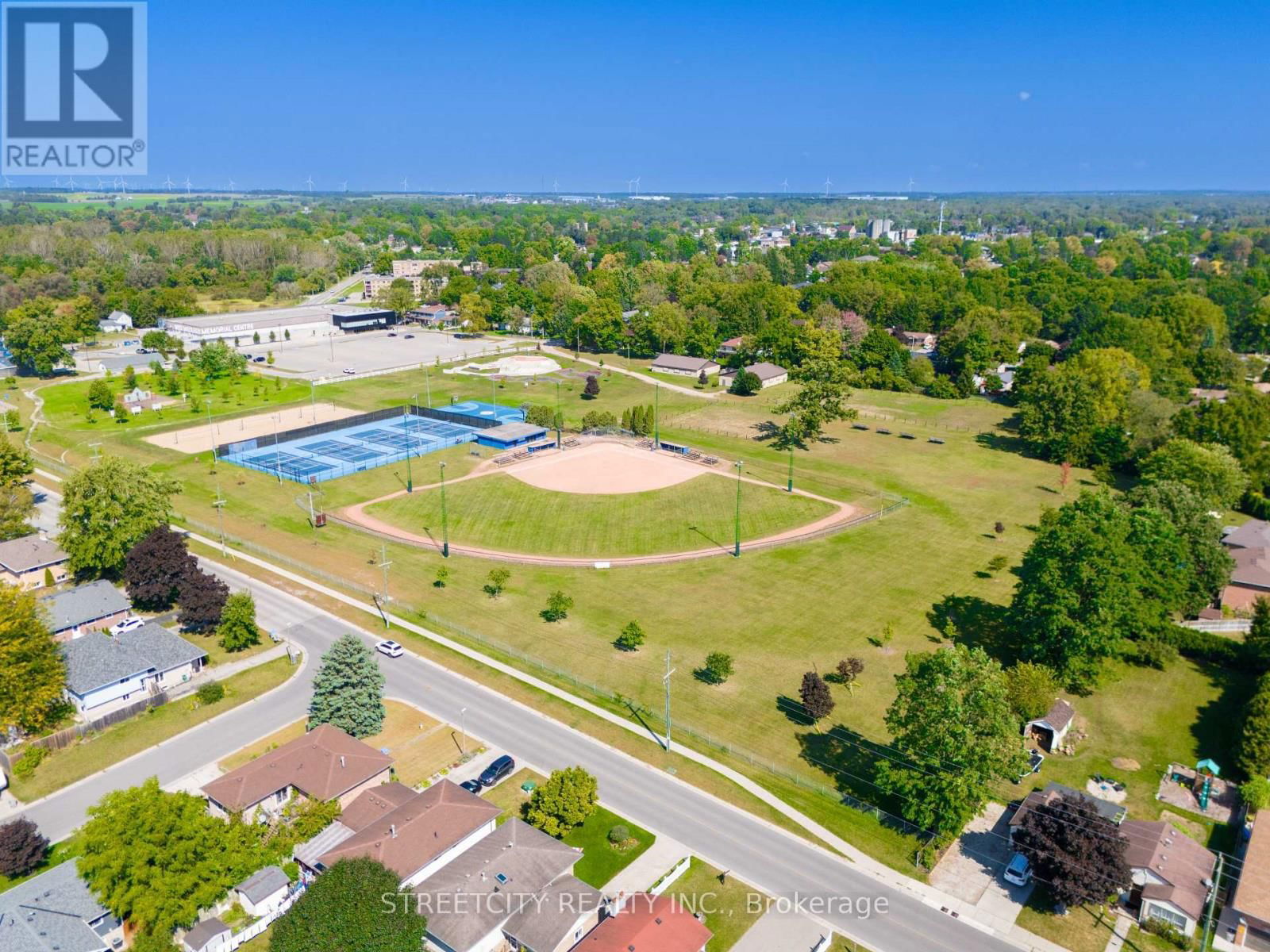 131 BRIDLE PATH Image 46