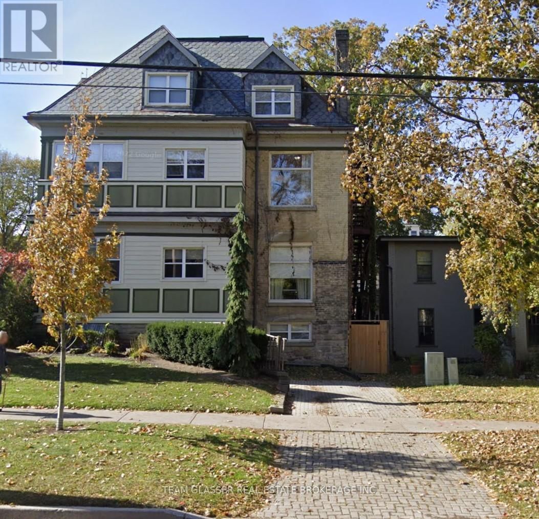 324 WOLFE STREET Image 21
