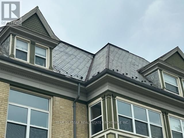 324 WOLFE STREET Image 23