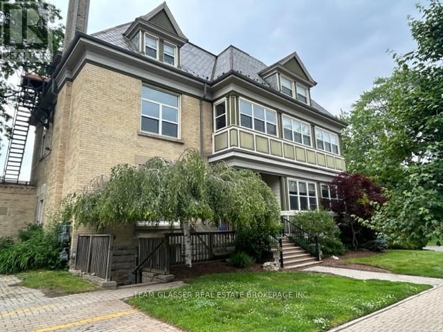 324 WOLFE STREET Image 8