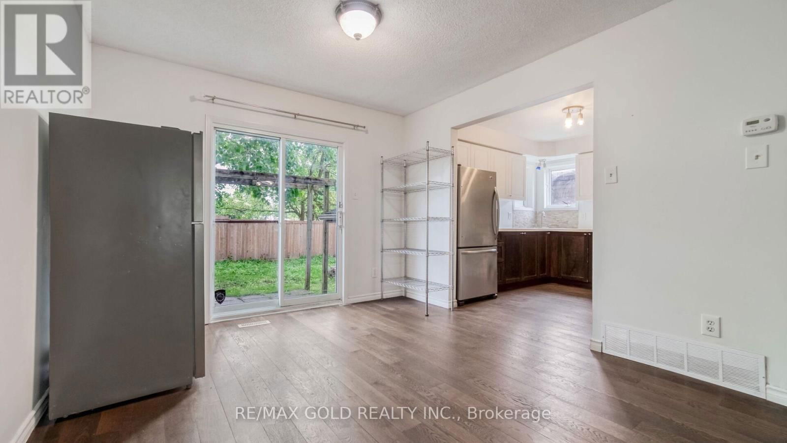 222 FLEMING DRIVE Image 11