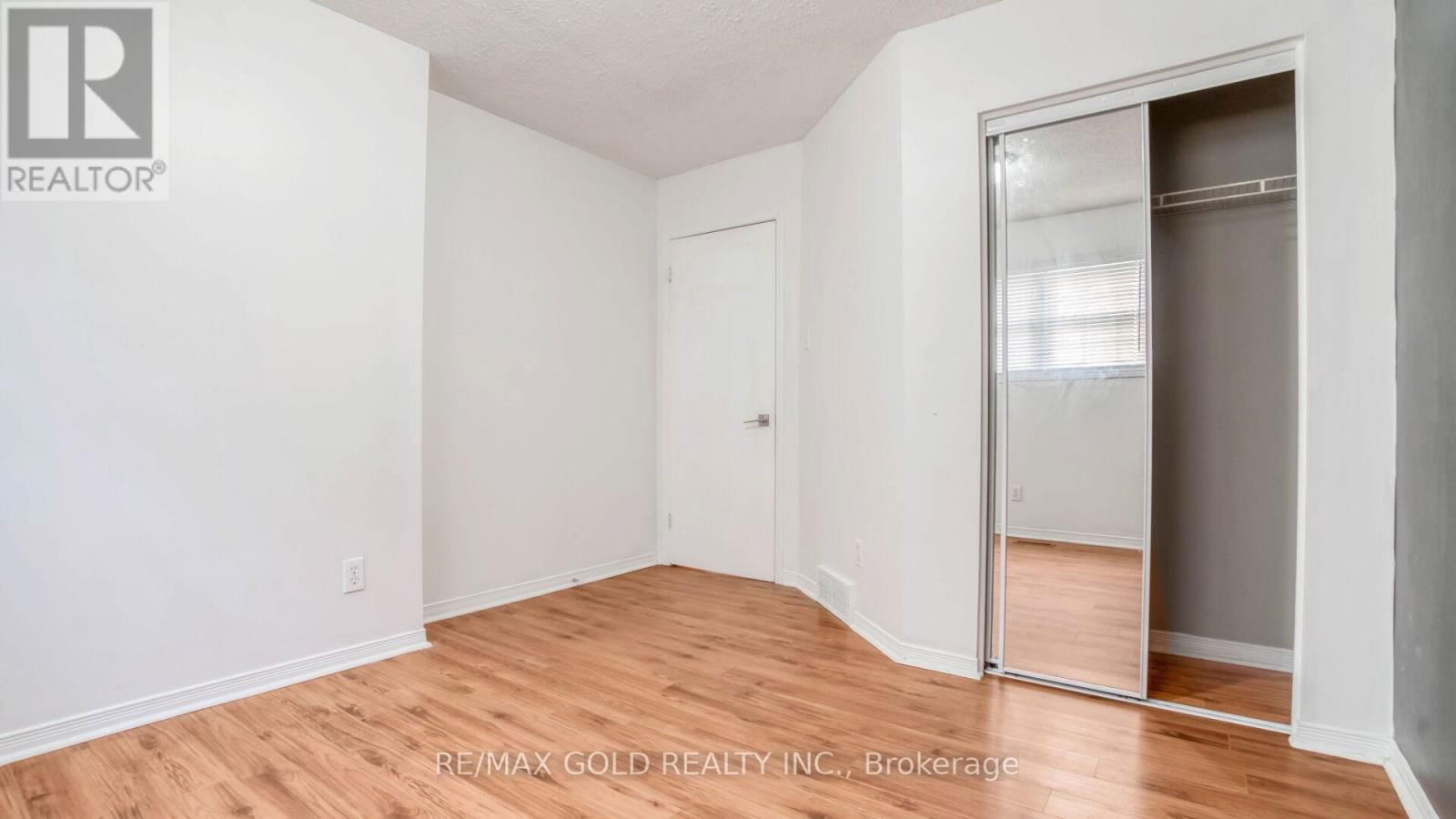 222 FLEMING DRIVE Image 22