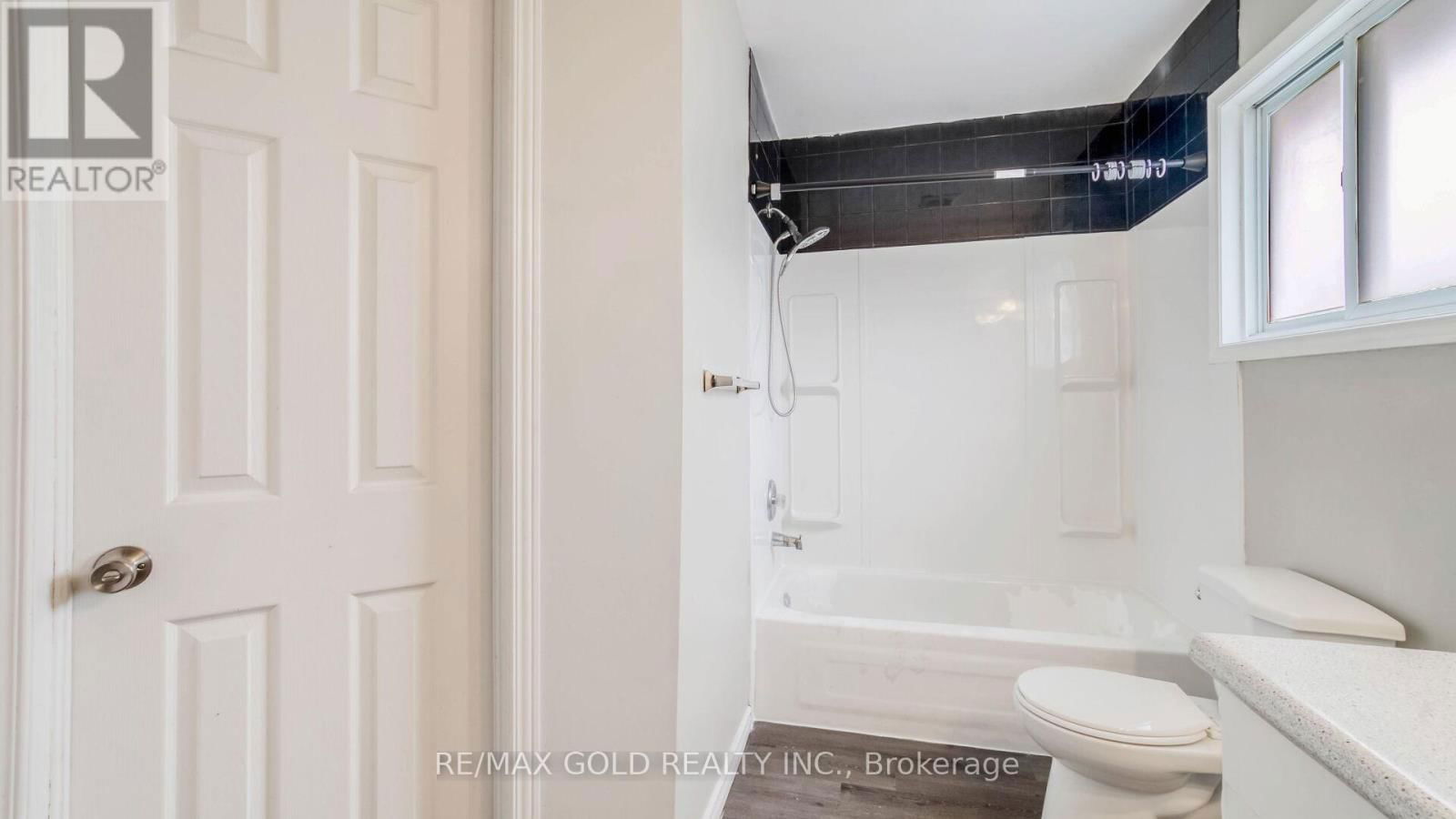 222 FLEMING DRIVE Image 26
