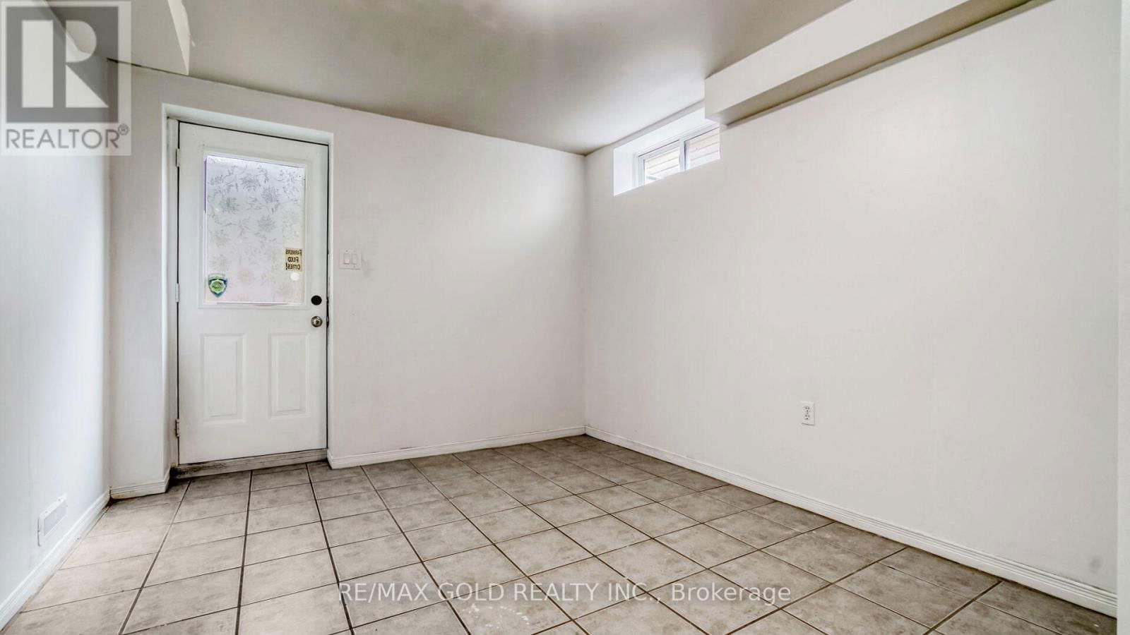 222 FLEMING DRIVE Image 31
