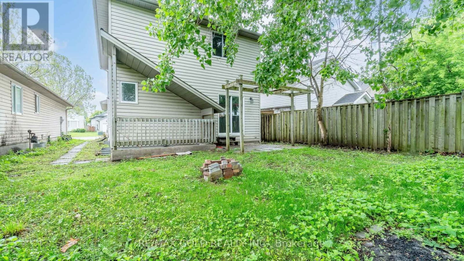 222 FLEMING DRIVE Image 6