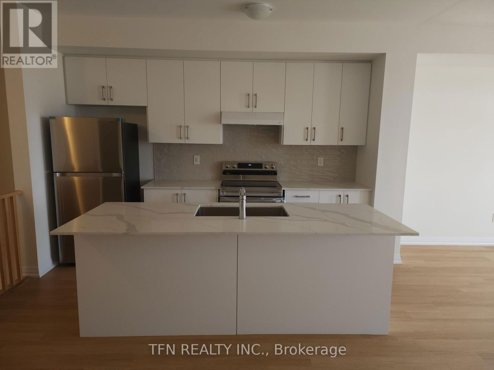 55 STANLEY AVENUE Image 3