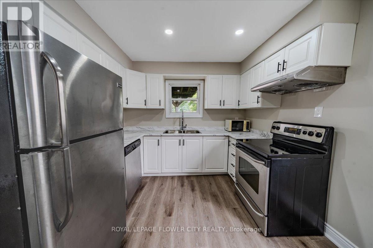 6143 CHURCHILL STREET Image 21