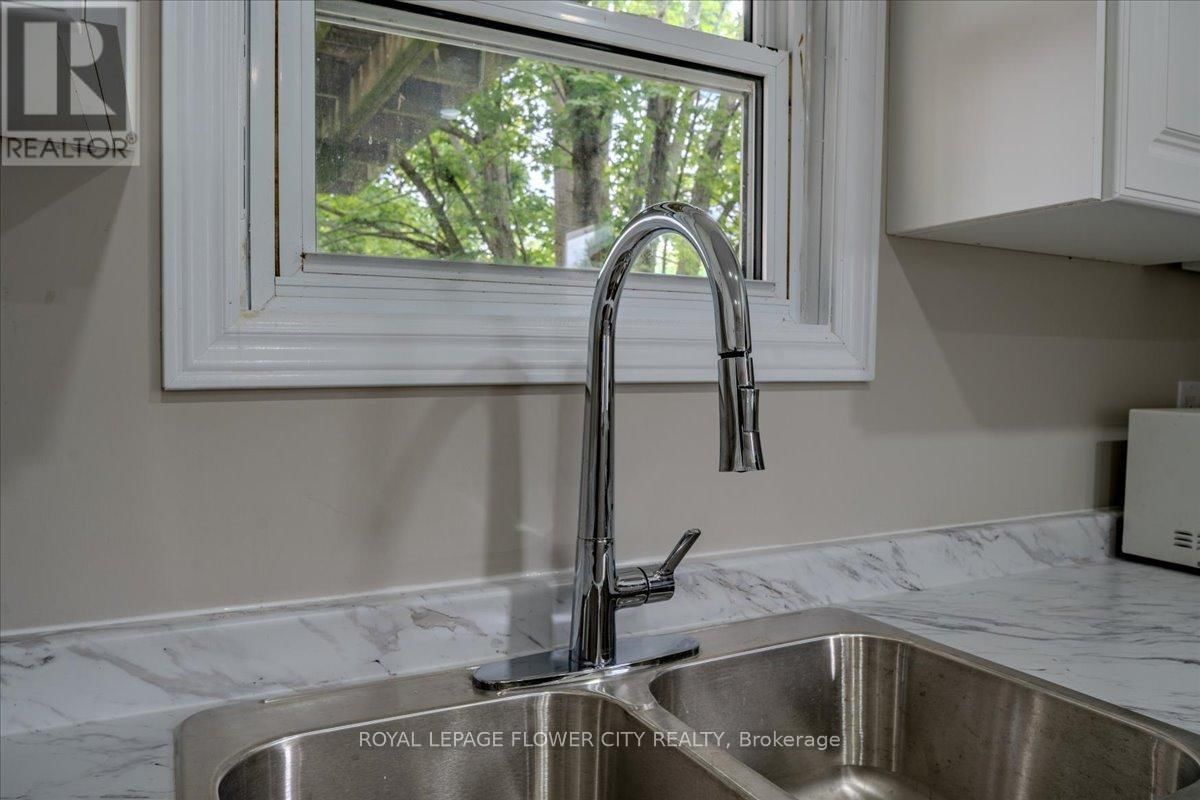 6143 CHURCHILL STREET Image 22