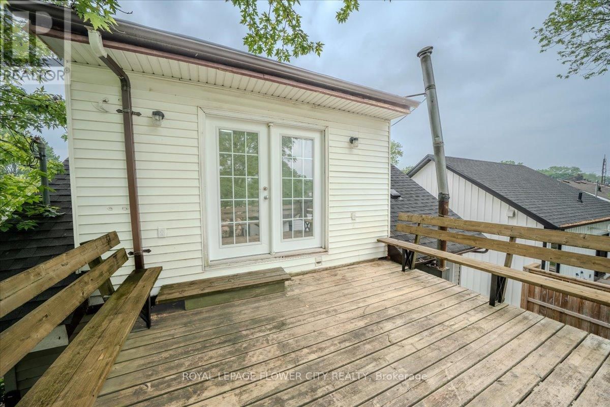 6143 CHURCHILL STREET Image 39