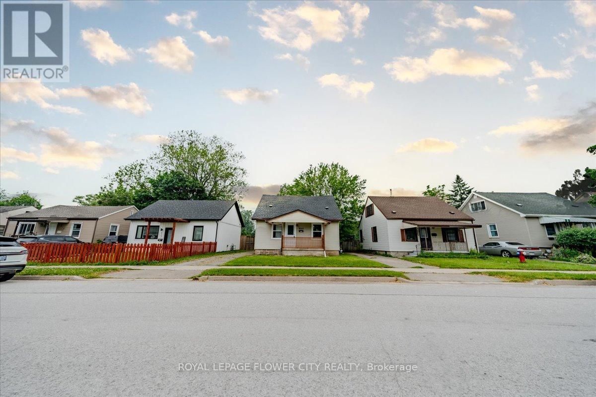 6143 CHURCHILL STREET Image 4