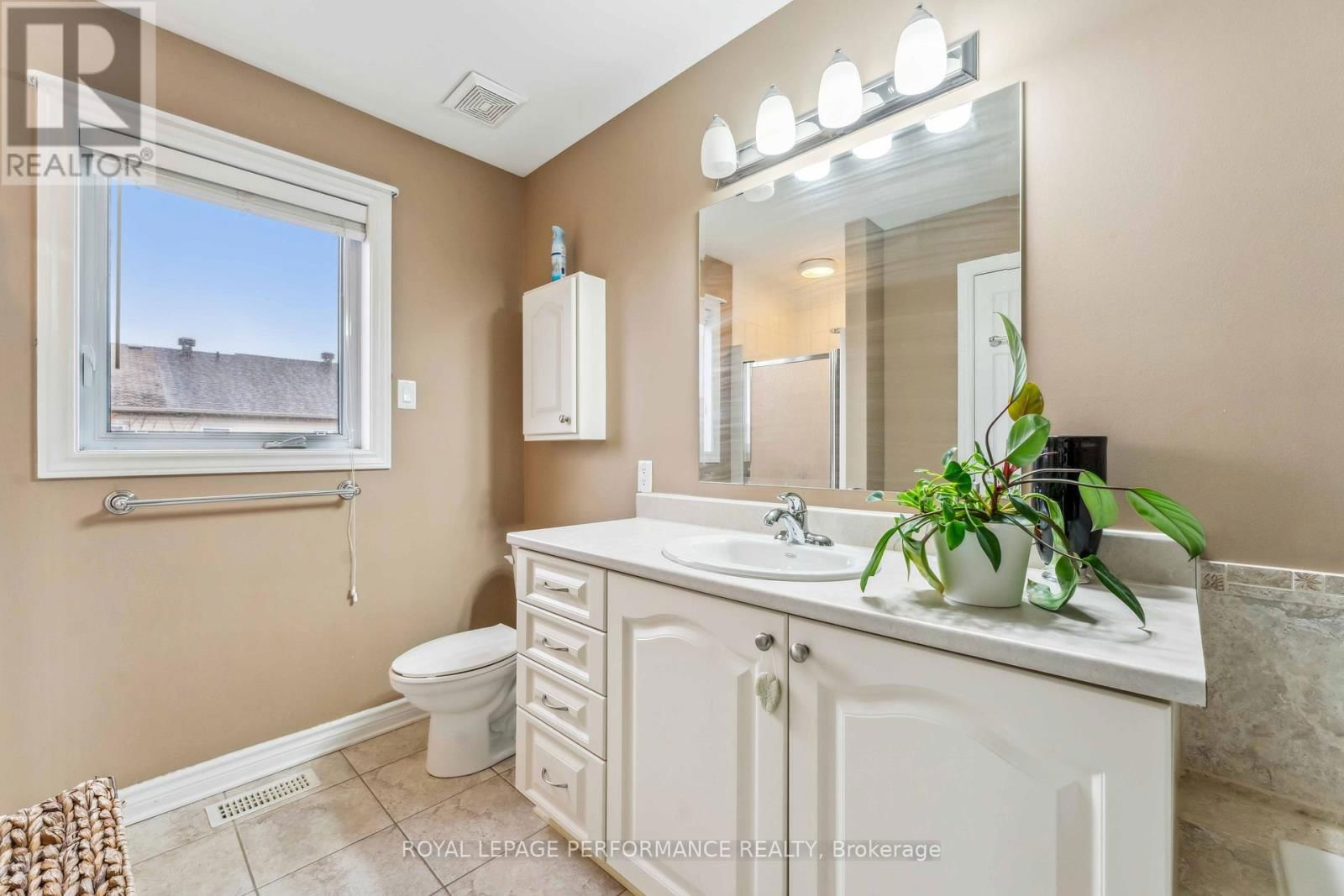 334 HARVEST VALLEY AVENUE Image 23