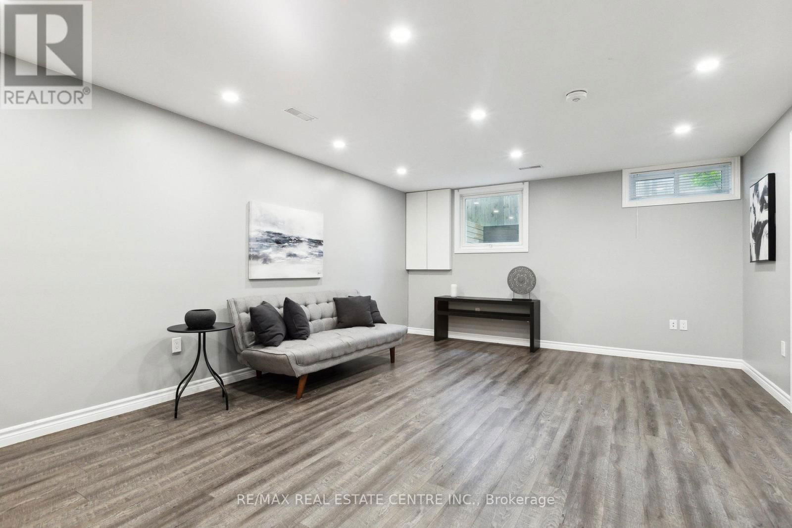 6 RAMONA COURT Image 30