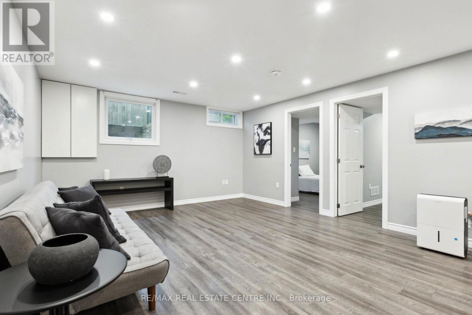 6 RAMONA COURT Image 31