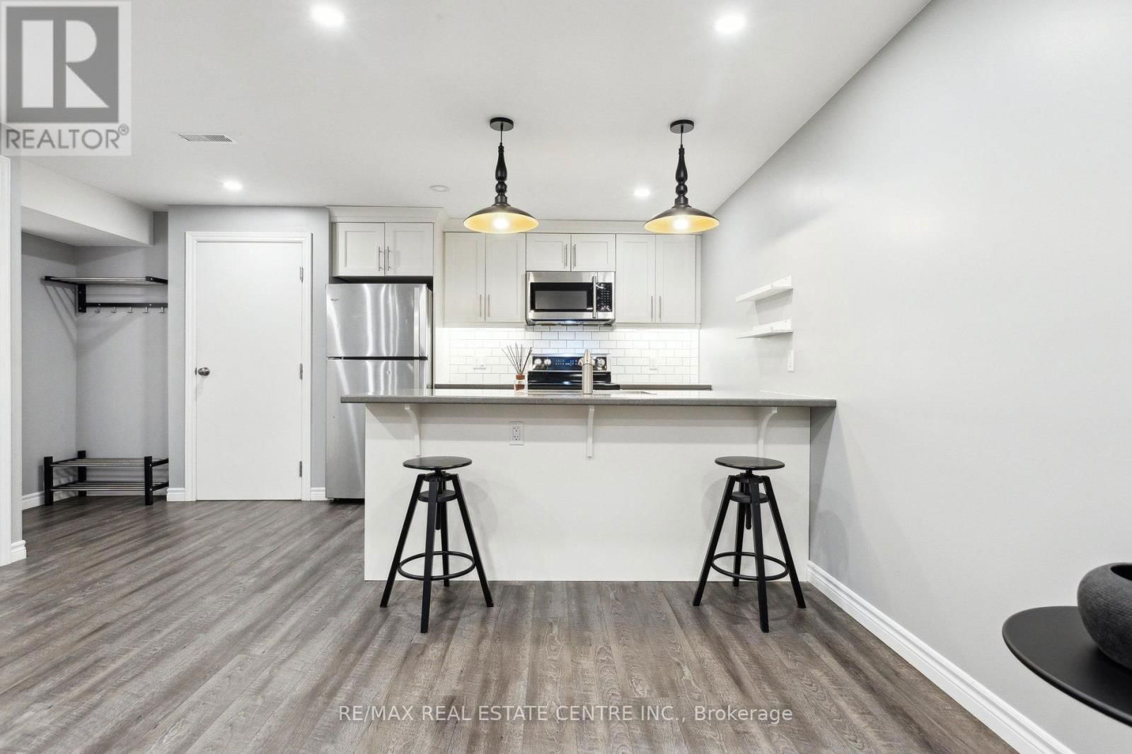 6 RAMONA COURT Image 32